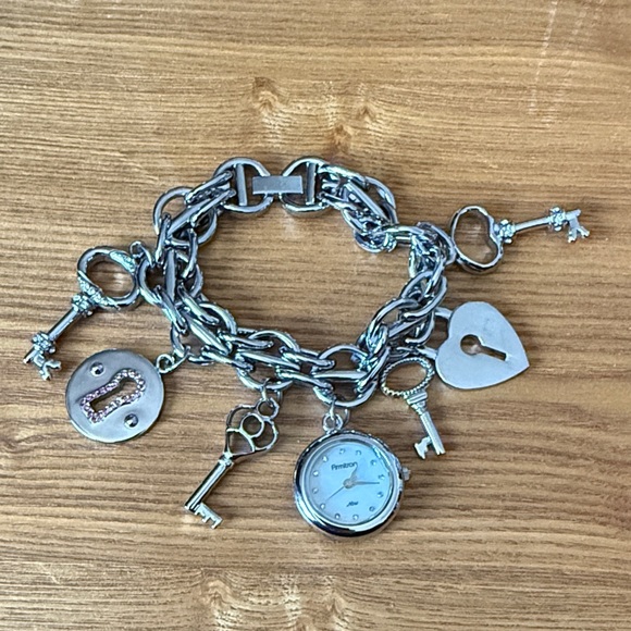 Jewelry - Silver Tone Charms Bracelet with Keys and Locks